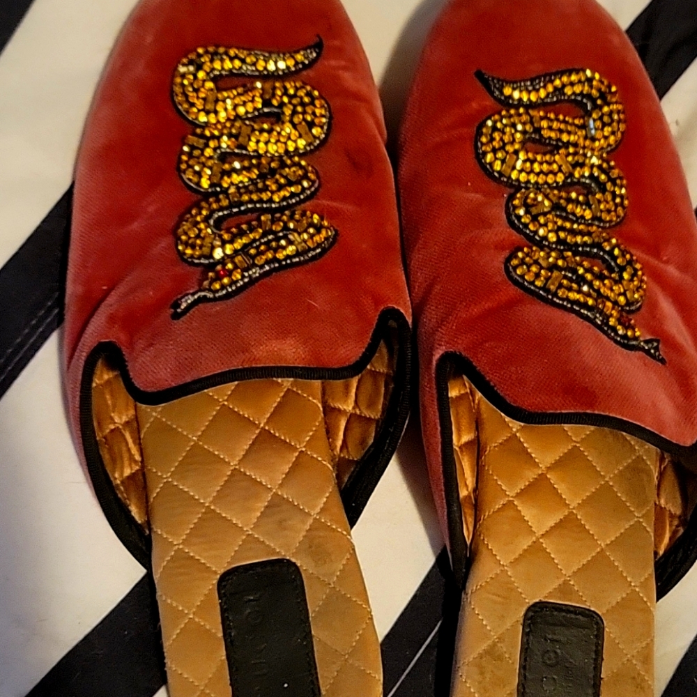 GUCCI slippers with reinforced bottoms